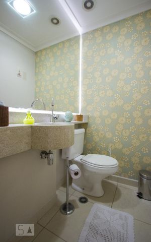 Apartamento à venda com 134m², 4 quartos e 2 vagasBanheiro