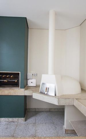Apartamento à venda com 134m², 4 quartos e 2 vagasChurrasqueira