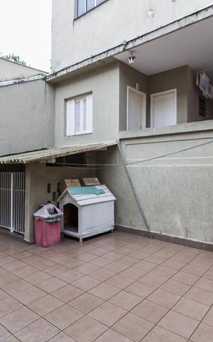Casa à venda com 375m², 4 quartos e 2 vagasQuintal