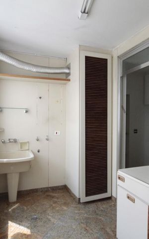 Apartamento à venda com 210m², 4 quartos e 2 vagasÁrea de Serviço