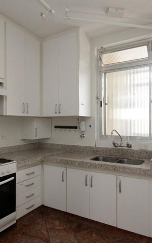 Apartamento à venda com 210m², 4 quartos e 2 vagasCozinha