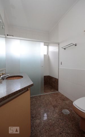Apartamento à venda com 210m², 4 quartos e 2 vagasBanheiro