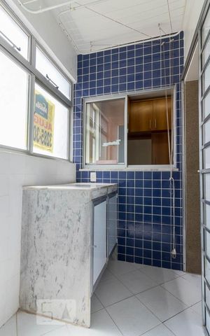 Apartamento à venda com 80m², 2 quartos e 1 vagaÁrea de Serviço