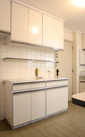Apartamento para alugar com 148m², 3 quartos e 1 vaga Apartamento para alugar com 148m², 3 quartos e 1 vagaCozinha