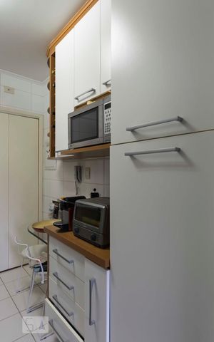 Apartamento para alugar com 80m², 2 quartos e 2 vagasCozinha (Armários)