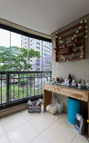 Apartamento para alugar com 80m², 2 quartos e 2 vagasVaranda