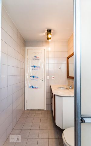 Apartamento para alugar com 40m², 1 quarto e 1 vaga Apartamento para alugar com 40m², 1 quarto e 1 vagaBanheiro
