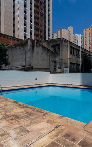 Apartamento à venda com 65m², 2 quartos e 1 vagaPiscina adulto