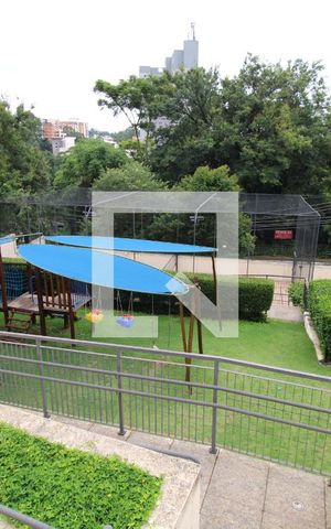 Apartamento para alugar com 140m², 2 quartos e 4 vagasÁrea comum - Playground