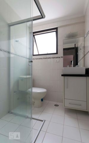 Apartamento para alugar com 62m², 2 quartos e 2 vagasBanheiro