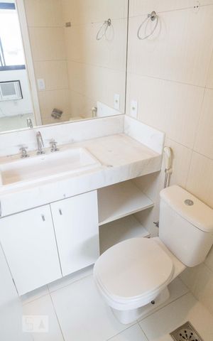 Apartamento à venda com 78m², 3 quartos e 1 vagaSuíte