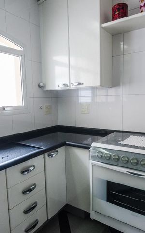 Casa para alugar com 400m², 4 quartos e 7 vagas Casa para alugar com 400m², 4 quartos e 7 vagasCozinha