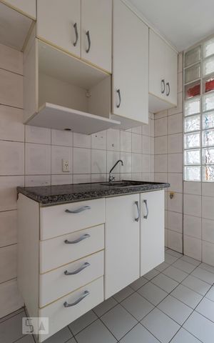 Apartamento à venda com 48m², 2 quartos e 1 vagaCozinha