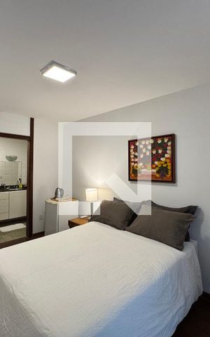 Apartamento à venda com 180m², 4 quartos e 2 vagas Apartamento à venda com 180m², 4 quartos e 2 vagasSuíte