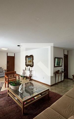 Apartamento à venda com 180m², 4 quartos e 2 vagas Apartamento à venda com 180m², 4 quartos e 2 vagasSala