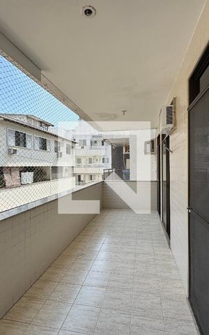 Apartamento à venda com 180m², 4 quartos e 2 vagas Apartamento à venda com 180m², 4 quartos e 2 vagasVaranda