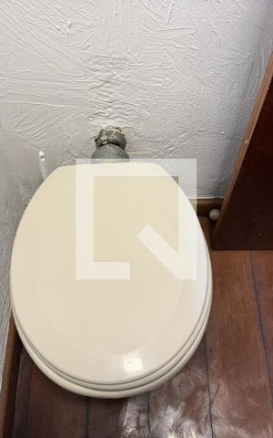 Apartamento à venda com 180m², 4 quartos e 2 vagas Apartamento à venda com 180m², 4 quartos e 2 vagasLavabo