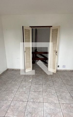 Casa à venda com 450m², 5 quartos e 3 vagasQuarto 2