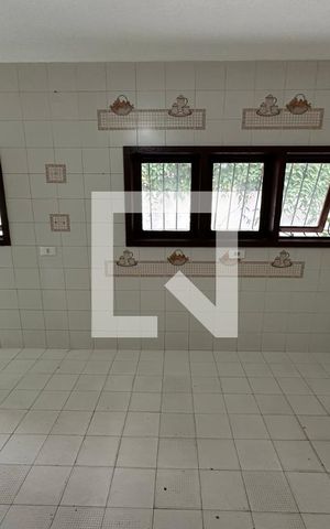 Casa à venda com 450m², 5 quartos e 3 vagasCozinha