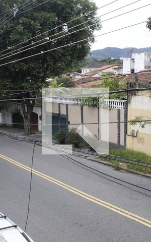 Casa à venda com 450m², 5 quartos e 3 vagasVista 