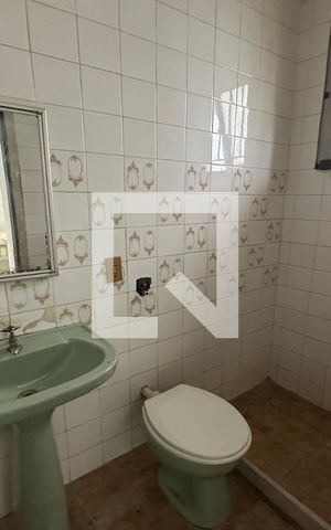Casa à venda com 450m², 5 quartos e 3 vagasBanheiro da Suíte 2