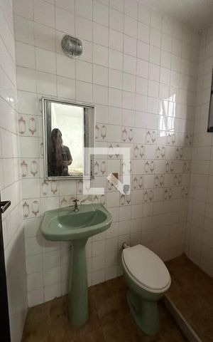 Casa à venda com 450m², 5 quartos e 3 vagasBanheiro da Suíte 2