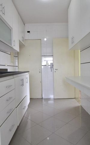 Apartamento à venda com 84m², 2 quartos e 1 vagaCozinha