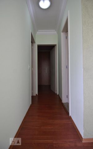 Apartamento à venda com 84m², 2 quartos e 1 vagaCorredor