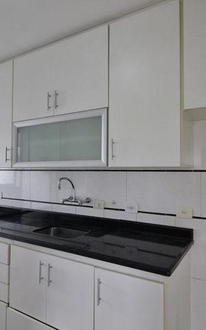 Apartamento à venda com 84m², 2 quartos e 1 vagaDetalhe da cozinha