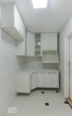 Apartamento à venda com 62m², 2 quartos e 1 vagaCozinha