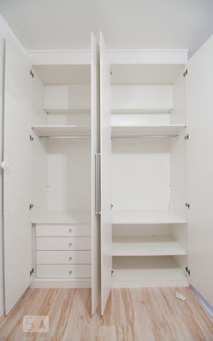 Apartamento à venda com 97m², 3 quartos e 2 vagas Apartamento à venda com 97m², 3 quartos e 2 vagasQuarto 1
