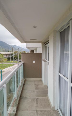 Apartamento para alugar com 78m², 2 quartos e 1 vagaVaranda