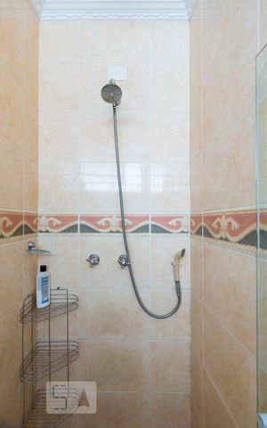 Casa à venda com 500m², 6 quartos e 3 vagasSuíte quarto 4