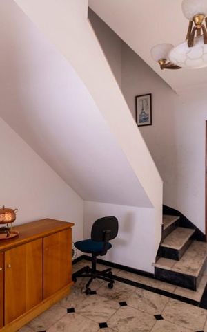 Casa à venda com 500m², 6 quartos e 3 vagasSala