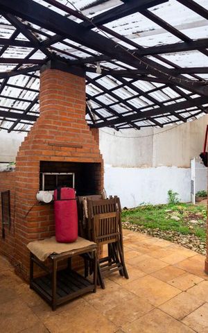 Casa à venda com 500m², 6 quartos e 3 vagasChurrasqueira