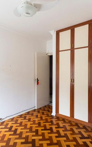 Casa à venda com 500m², 6 quartos e 3 vagasQuarto 2