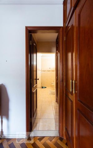 Casa à venda com 500m², 6 quartos e 3 vagasQuarto 4 (suíte)