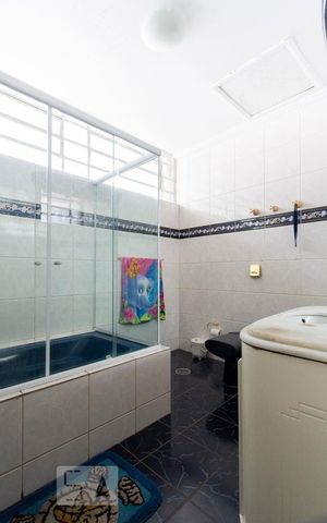 Casa à venda com 500m², 6 quartos e 3 vagasBanheiro social