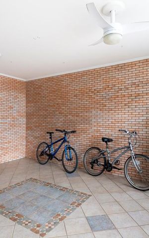 Casa à venda com 500m², 6 quartos e 3 vagasEdícula