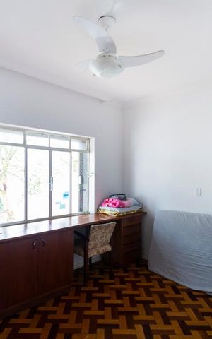 Casa à venda com 500m², 6 quartos e 3 vagasQuarto 1
