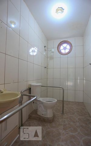Casa à venda com 350m², 5 quartos e 4 vagasBanheiro