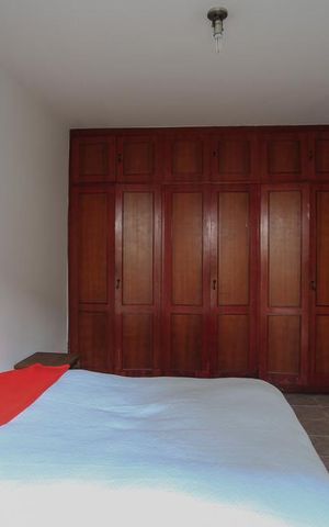 Casa à venda com 350m², 5 quartos e 4 vagasQuarto 2