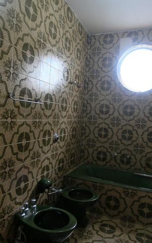 Casa à venda com 350m², 5 quartos e 4 vagasBanheiro