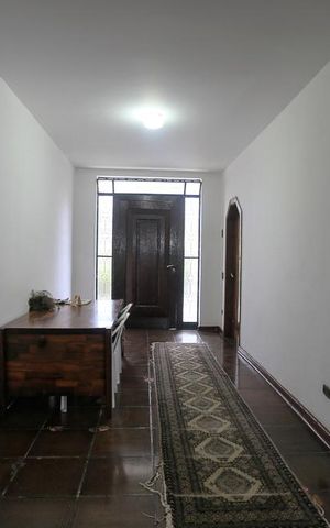 Casa à venda com 350m², 5 quartos e 4 vagasHall de Entrada