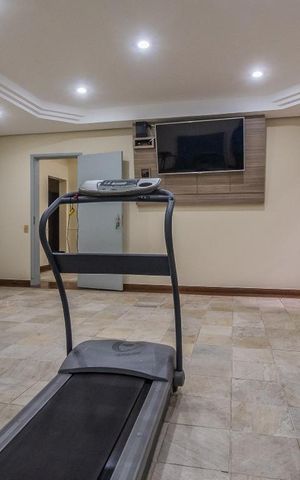 Apartamento à venda com 100m², 3 quartos e 2 vagas Apartamento à venda com 100m², 3 quartos e 2 vagasAcademia