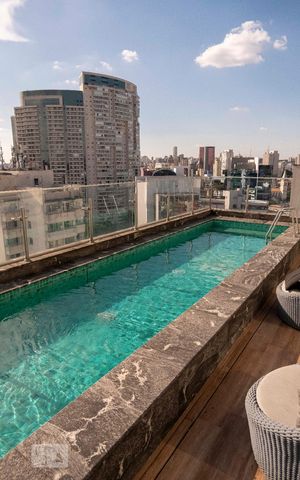 Studio para alugar com 45m², 1 quarto e 1 vaga Studio para alugar com 45m², 1 quarto e 1 vagaÁrea comum - Piscina Superior
