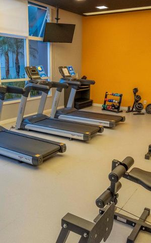 Studio para alugar com 45m², 1 quarto e 1 vaga Studio para alugar com 45m², 1 quarto e 1 vagaAcademia