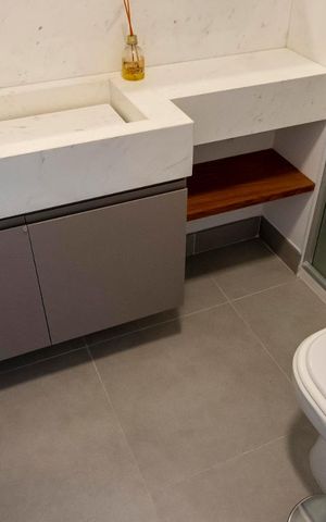 Studio para alugar com 45m², 1 quarto e 1 vaga Studio para alugar com 45m², 1 quarto e 1 vagaBanheiro