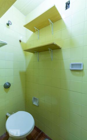 Apartamento para alugar com 50m², 1 quarto e sem vaga Apartamento para alugar com 50m², 1 quarto e sem vagaBanheiro de Serviço