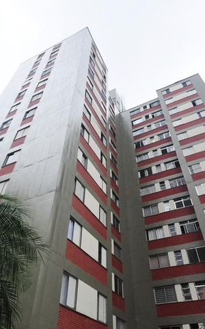 Apartamento para alugar com 67m², 2 quartos e 1 vagaFachada